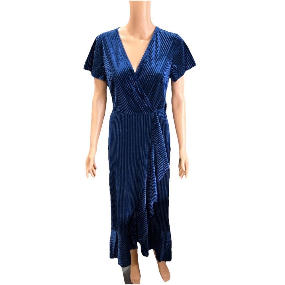 Simplee Women's Dress Size Small Blue Casual Elegant Vneck